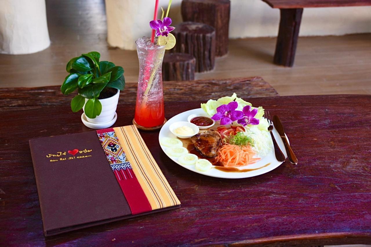Ban Rai Jai Chaem - Spa Cafe & Homestay Extérieur photo