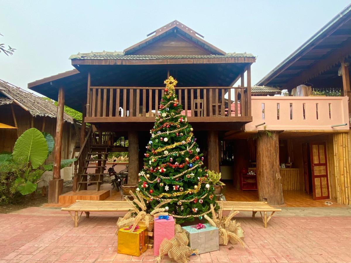 Ban Rai Jai Chaem - Spa Cafe & Homestay Extérieur photo