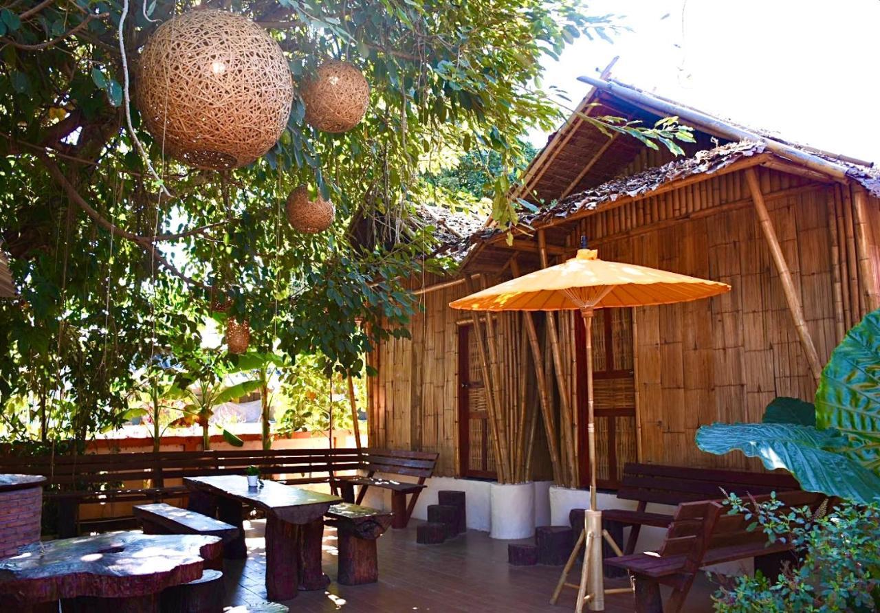 Ban Rai Jai Chaem - Spa Cafe & Homestay Extérieur photo