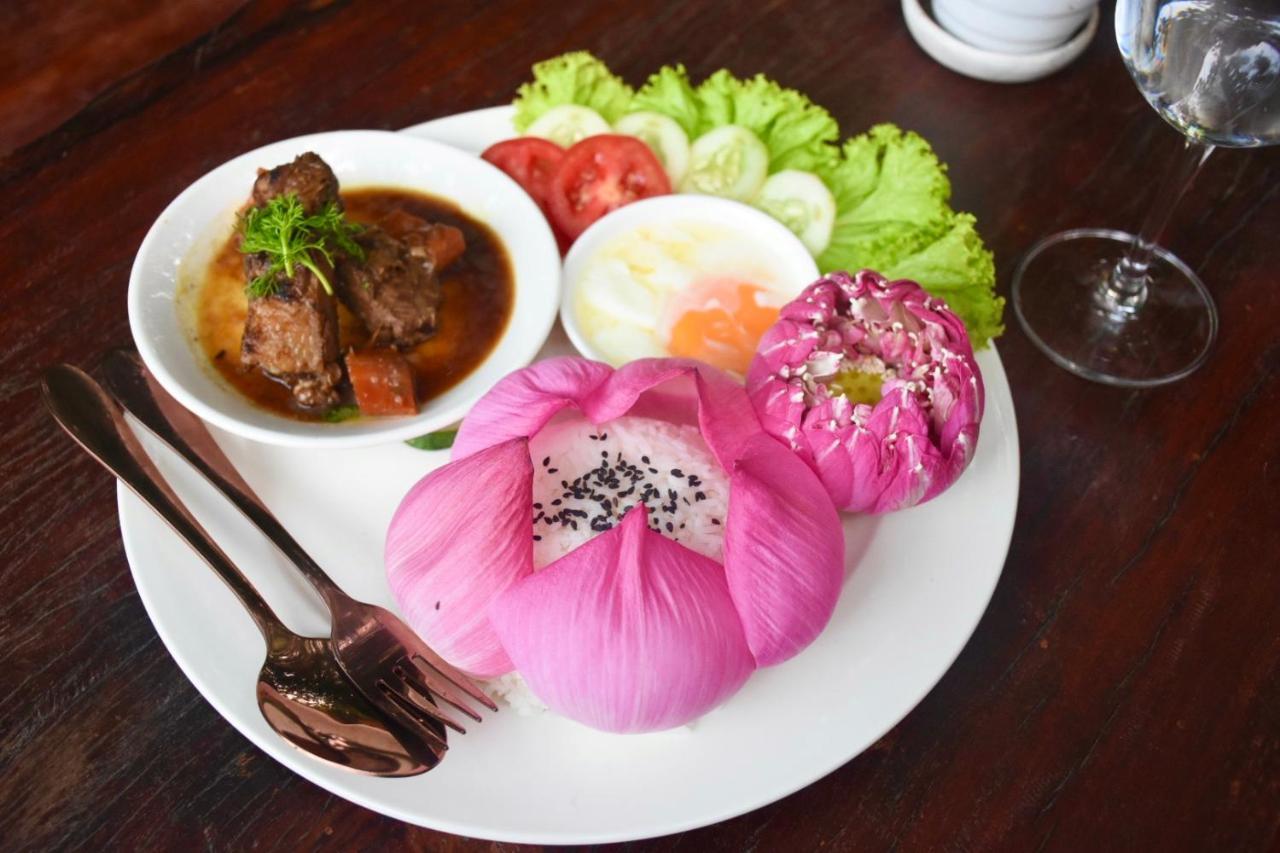 Ban Rai Jai Chaem - Spa Cafe & Homestay Extérieur photo
