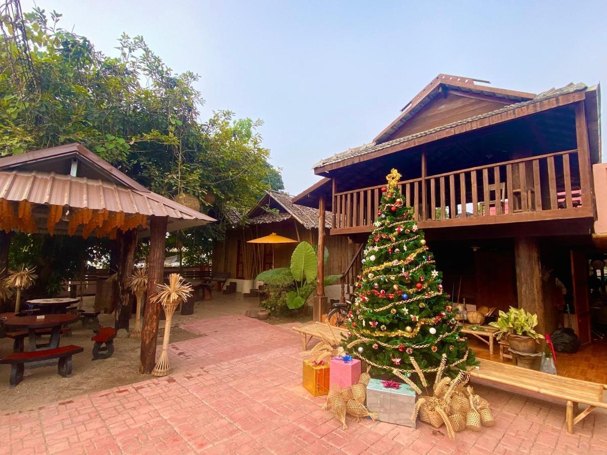 Ban Rai Jai Chaem - Spa Cafe & Homestay Extérieur photo