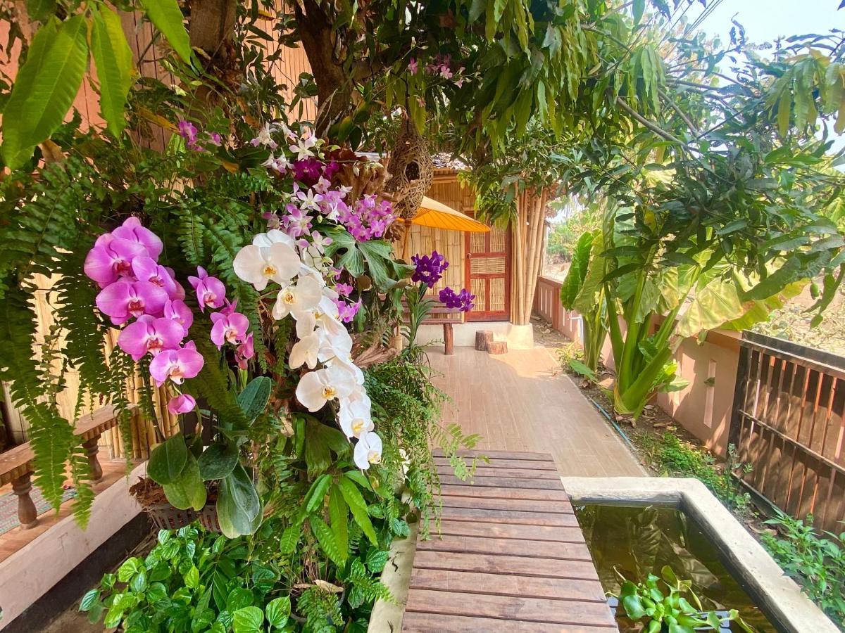 Ban Rai Jai Chaem - Spa Cafe & Homestay Extérieur photo